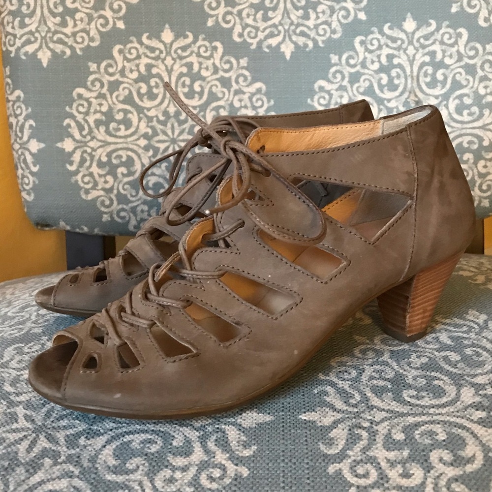 Paul Green suede lace-ups